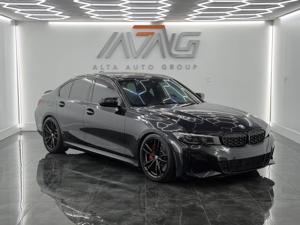 2022 BMW M3