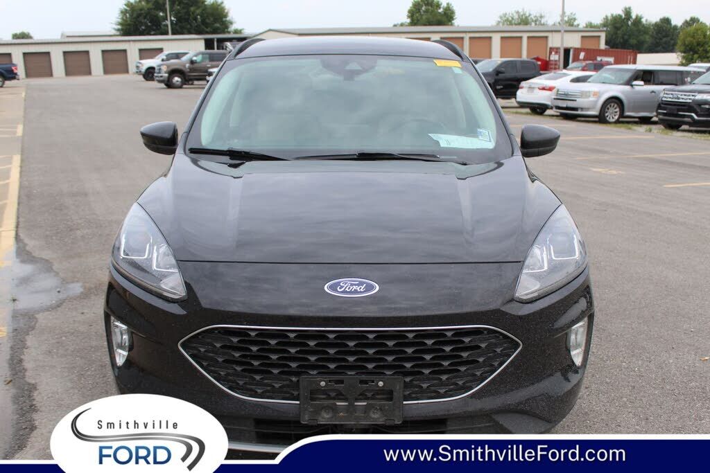 2021 FORD Escape