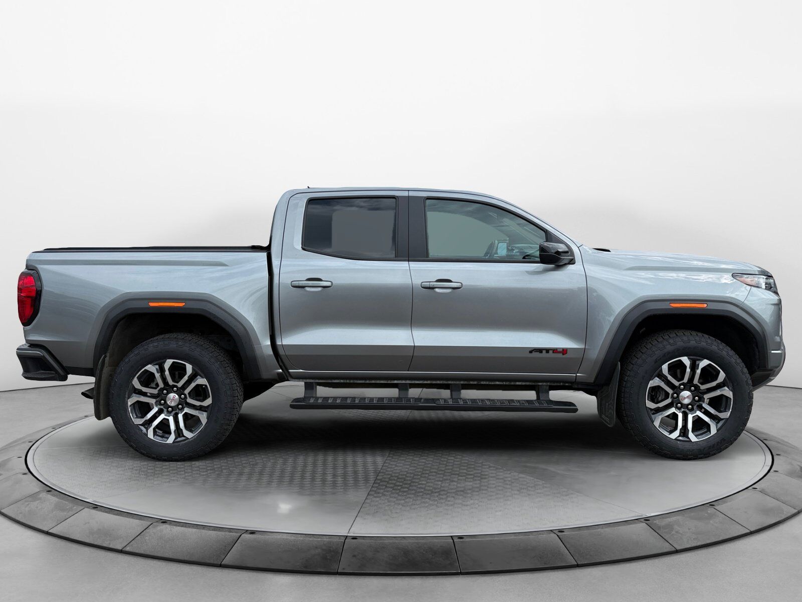 2024 GMC Canyon