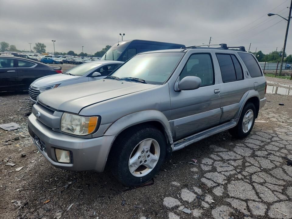 2001 INFINITI QX4