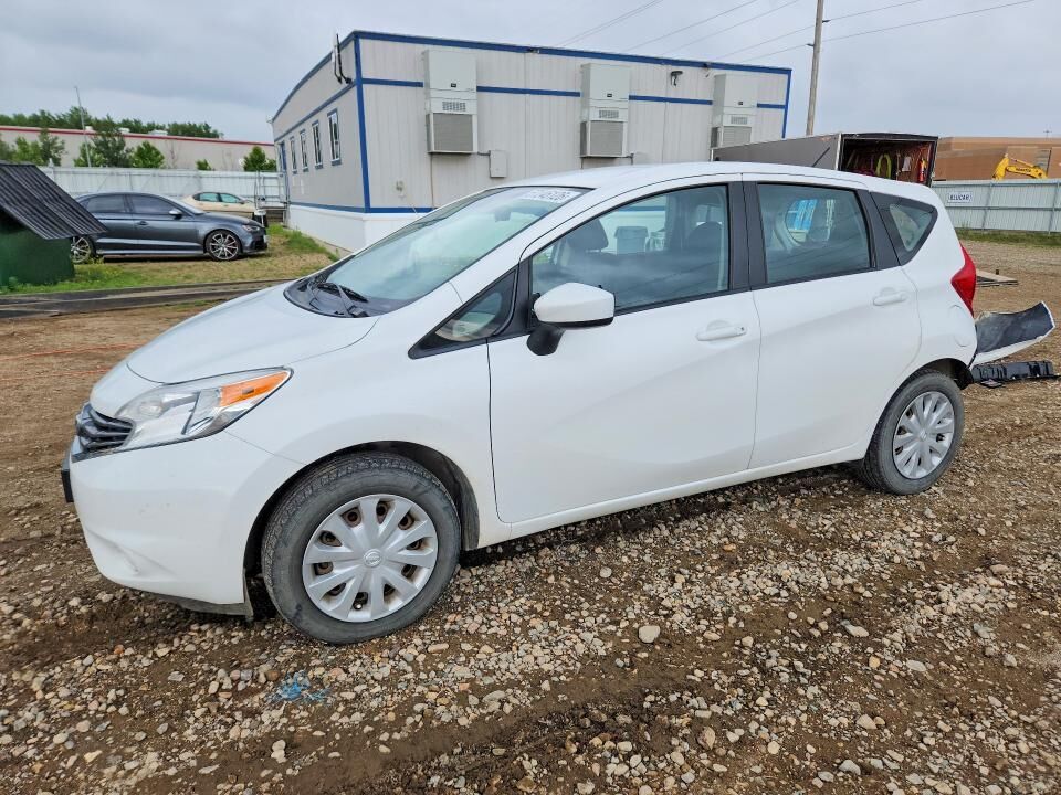 2015 NISSAN Versa