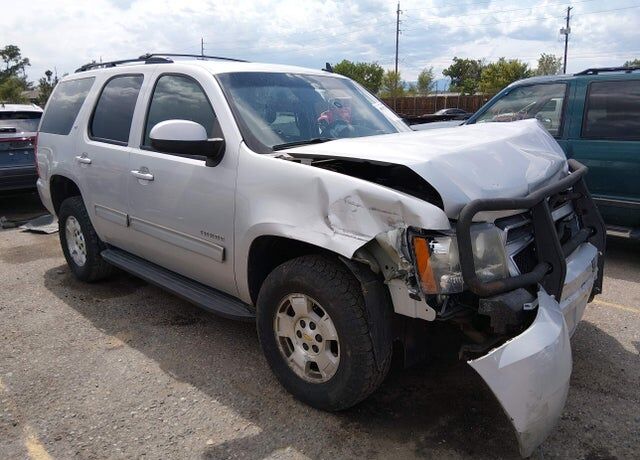 2011 CHEVROLET Tahoe
