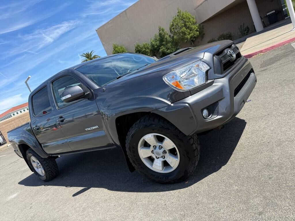 2014 TOYOTA Tacoma