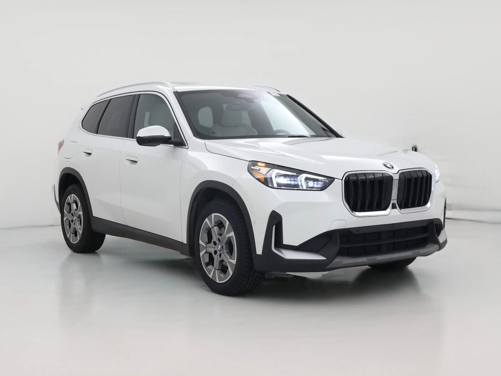 2023 BMW X1