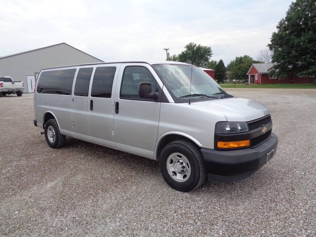 2019 CHEVROLET Express