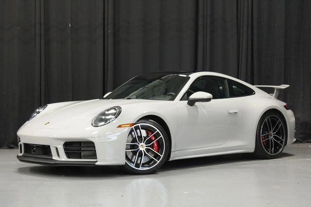 2025 PORSCHE 911