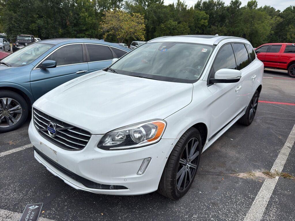 2015 VOLVO XC60