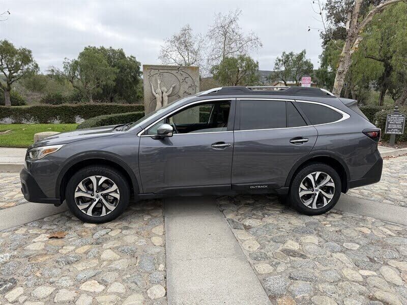 2022 SUBARU Outback