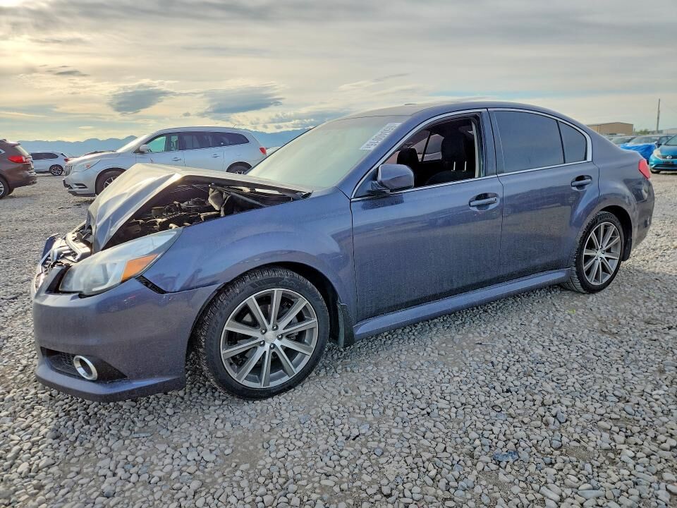 2014 SUBARU Legacy