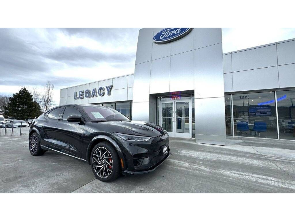 2022 FORD Mach-E