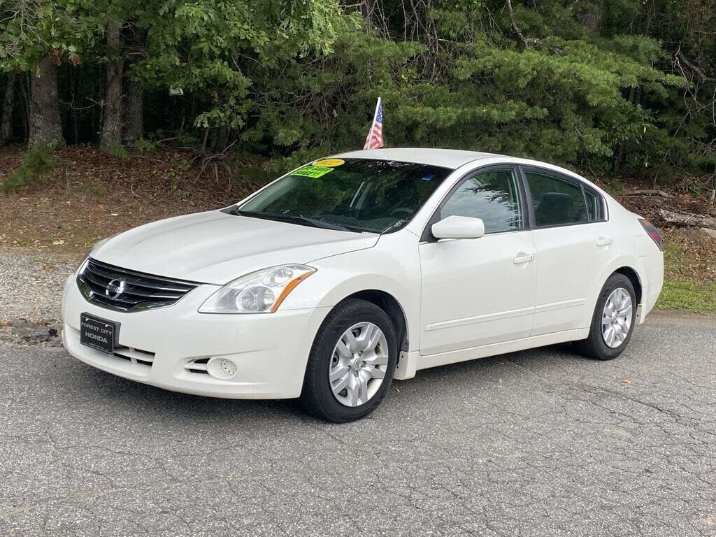 2012 NISSAN Altima