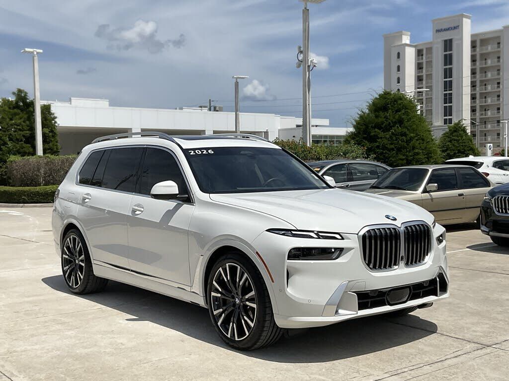 2026 BMW X7