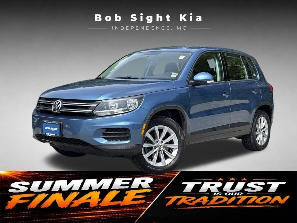 2017 VOLKSWAGEN Tiguan