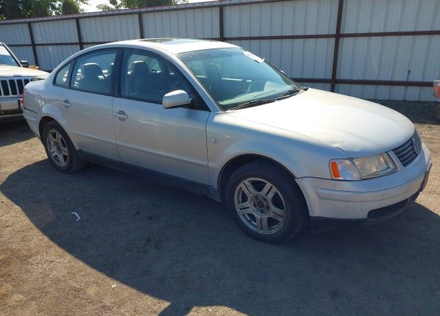 2001 VOLKSWAGEN Passat