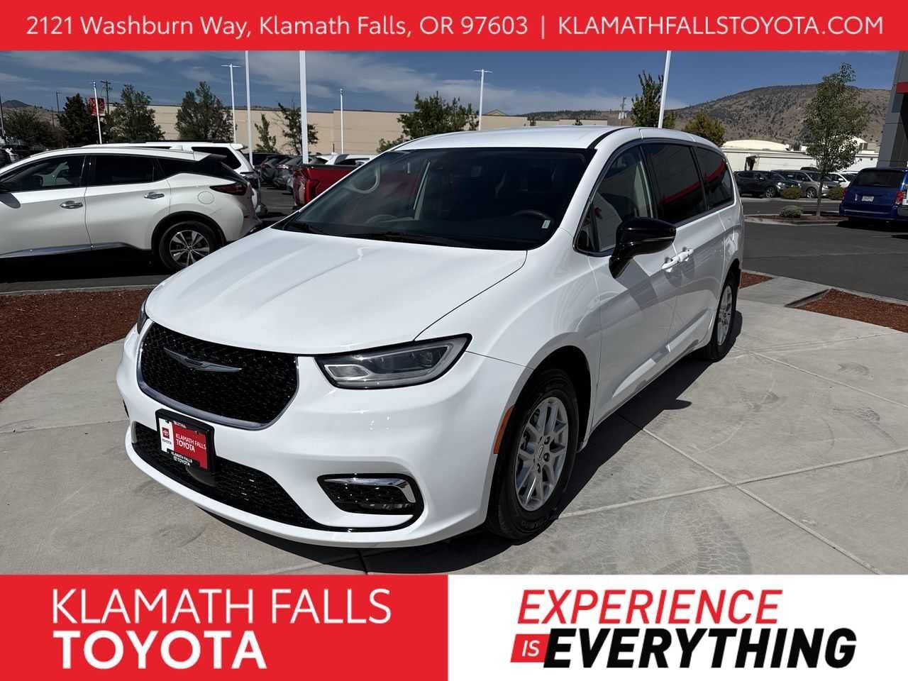 2024 CHRYSLER Pacifica