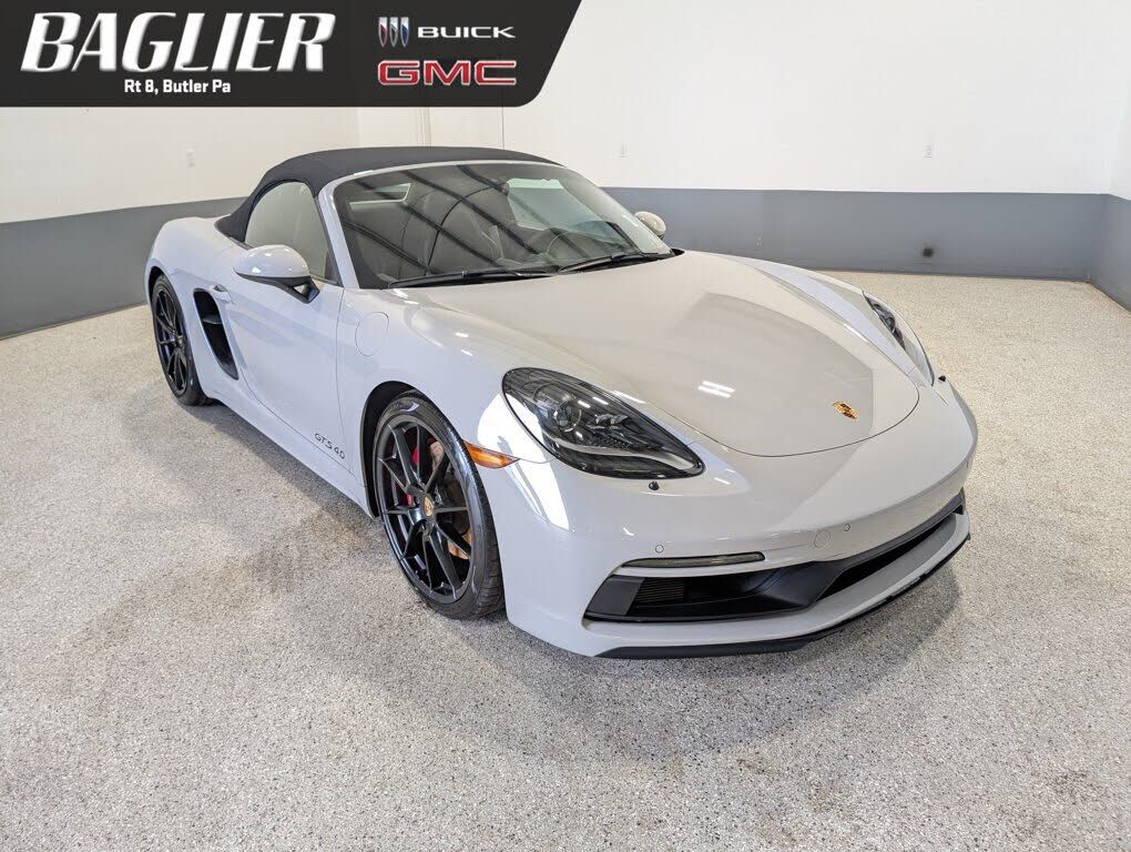2023 PORSCHE 718
