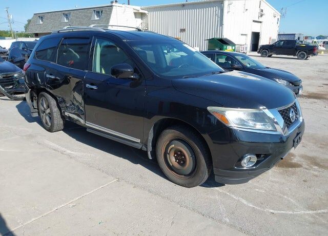2013 NISSAN Pathfinder