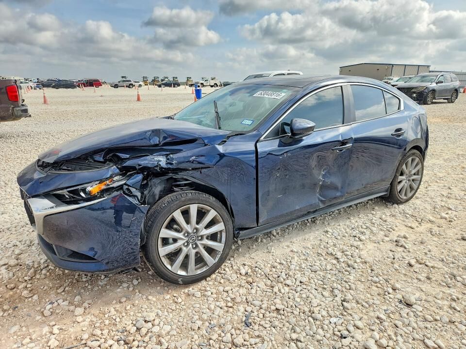 2023 MAZDA Mazda3