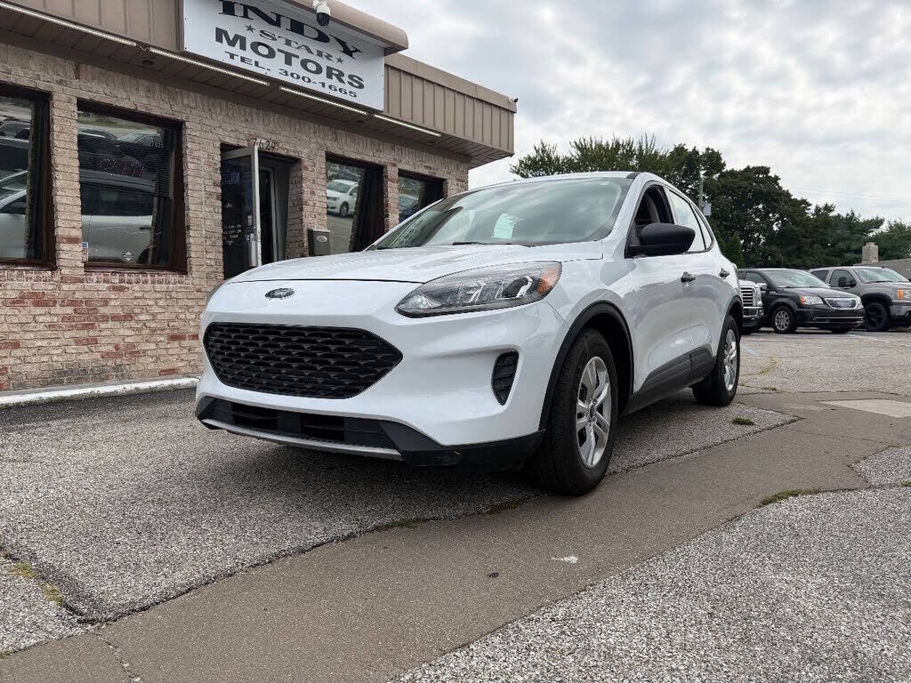 2020 FORD Escape