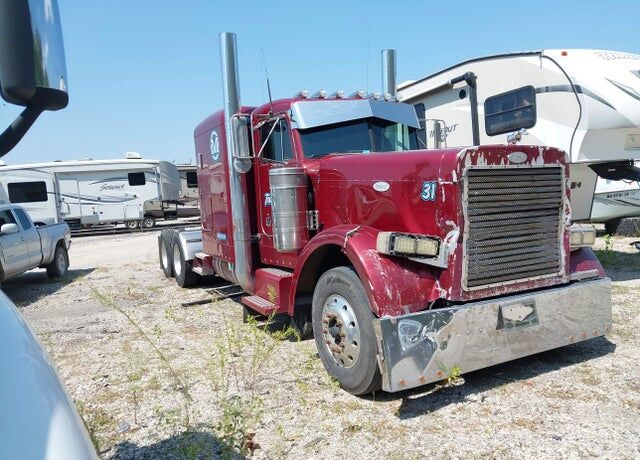 1999 PETERBILT 379