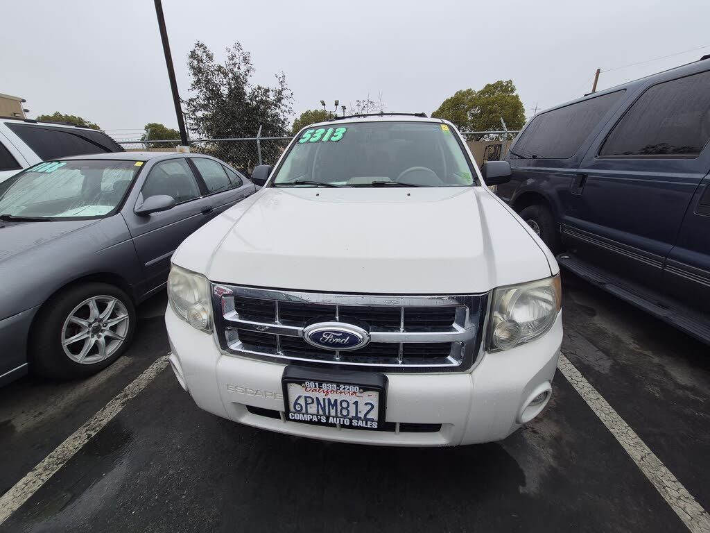 2011 FORD Escape