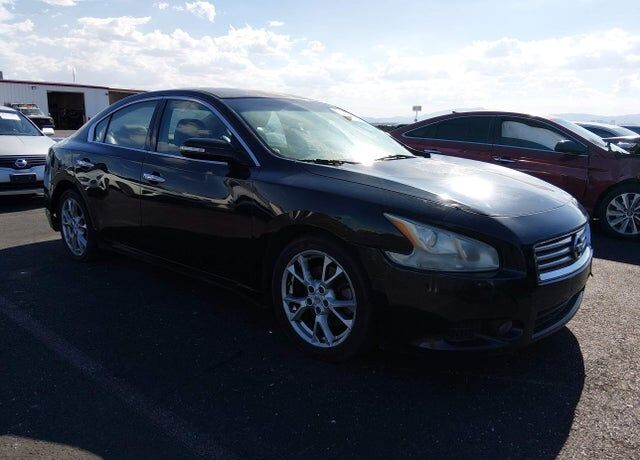 2012 NISSAN Maxima