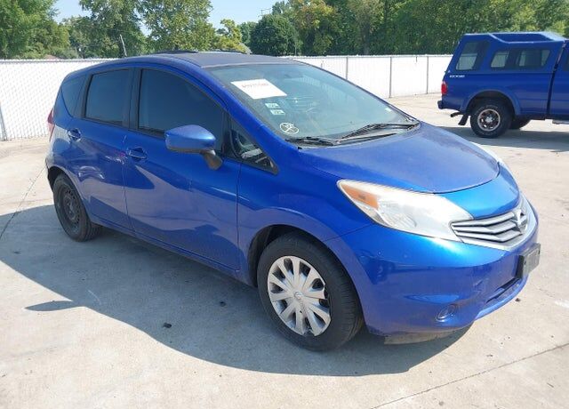 2016 NISSAN Versa