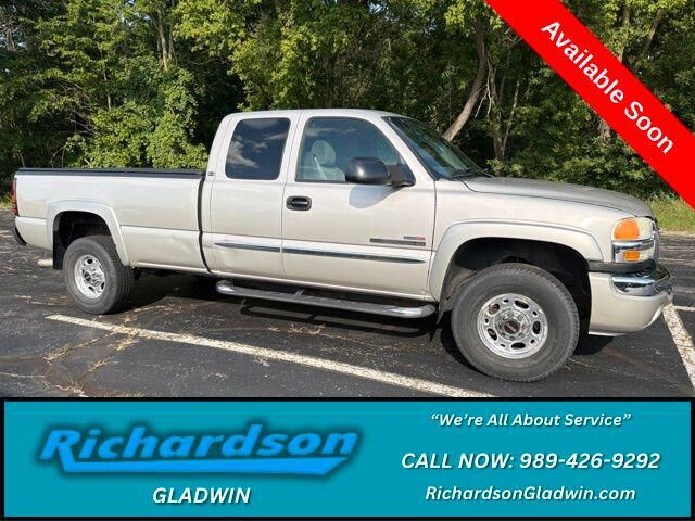2005 GMC Sierra