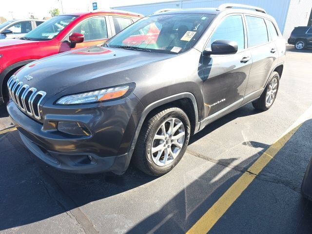 2017 JEEP Cherokee