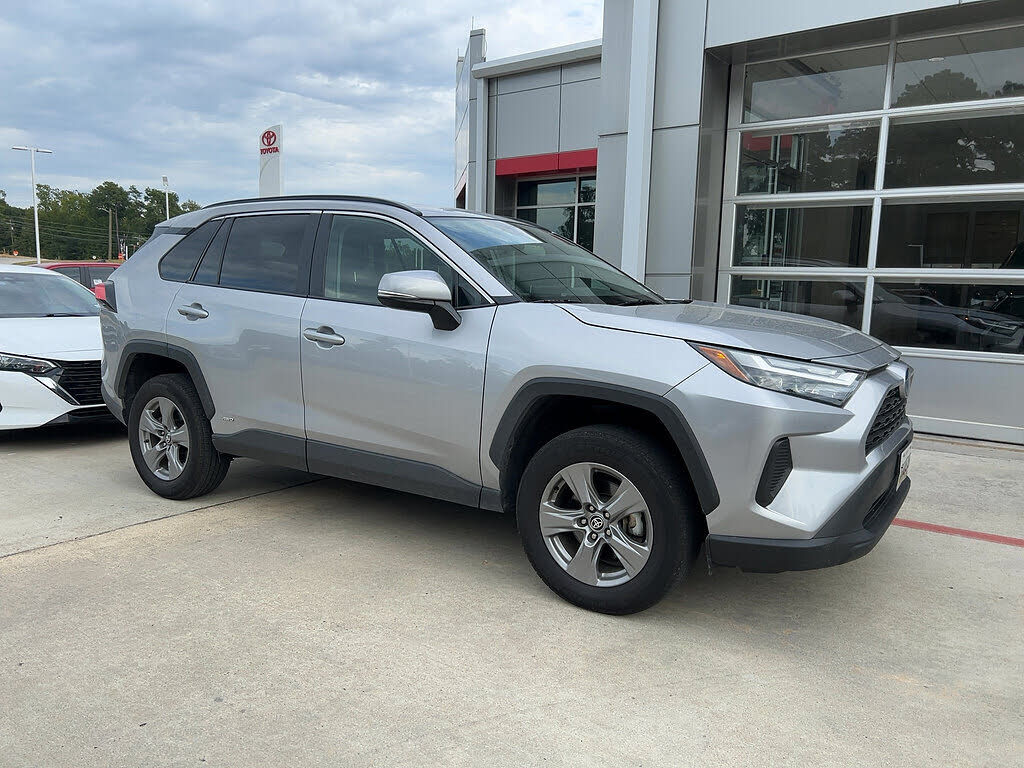 2024 TOYOTA RAV4