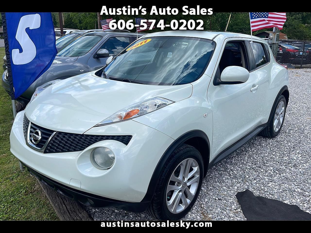 2011 NISSAN Juke