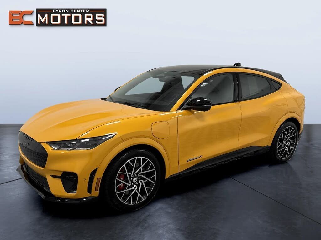 2022 FORD Mach-E