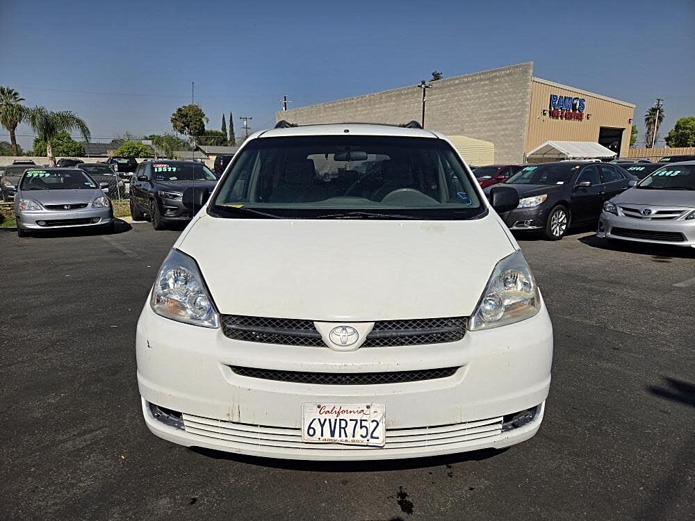 2005 TOYOTA Sienna