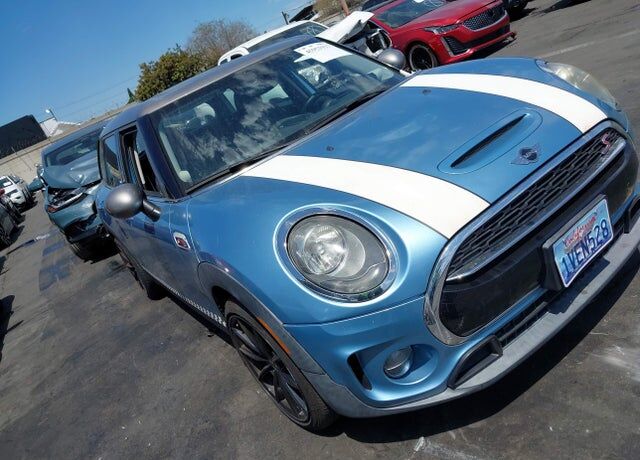 2017 MINI Clubman