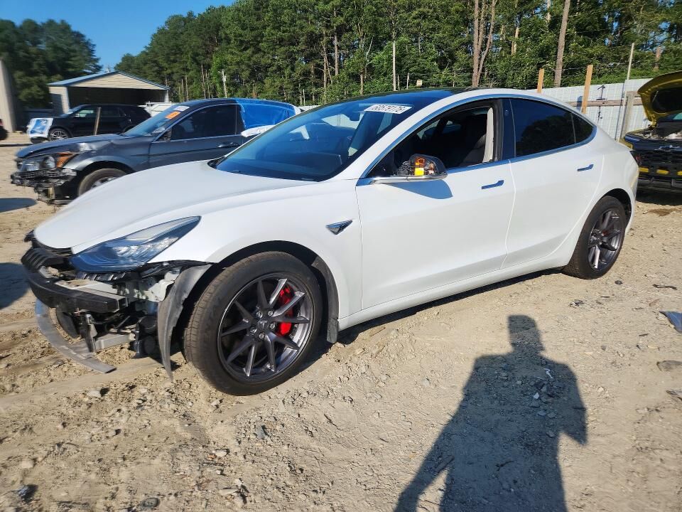 2020 TESLA Model 3
