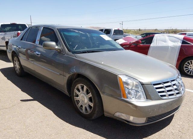 2011 CADILLAC DTS