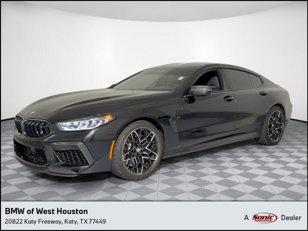2024 BMW M8