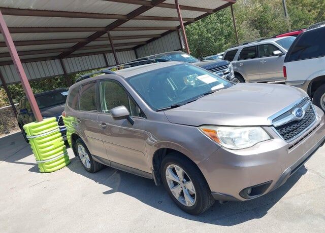 2014 SUBARU Forester