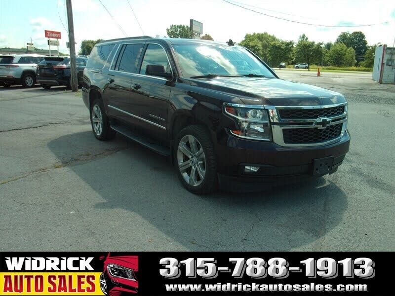 2020 CHEVROLET Suburban