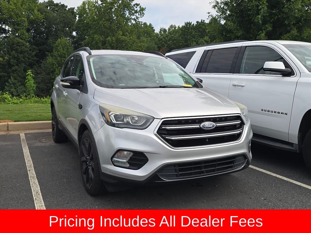 2017 FORD Escape