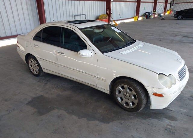 2006 MERCEDES-BENZ C-Class