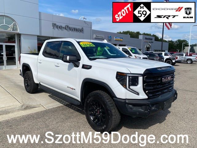 2023 GMC Sierra