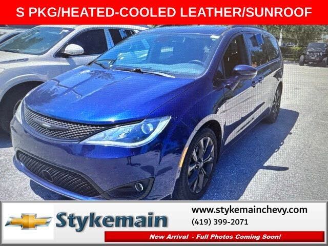 2019 CHRYSLER Pacifica