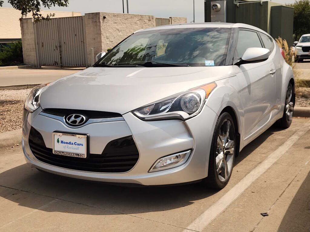 2017 HYUNDAI Veloster