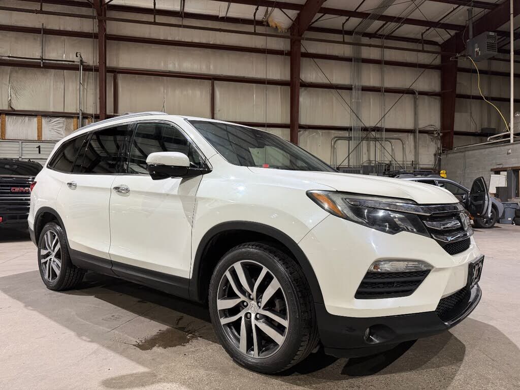 2017 HONDA Pilot