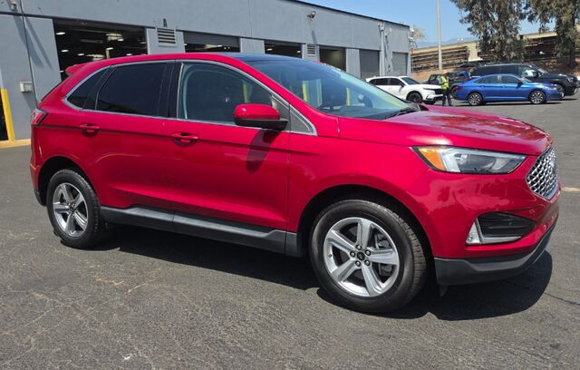 2023 FORD Edge