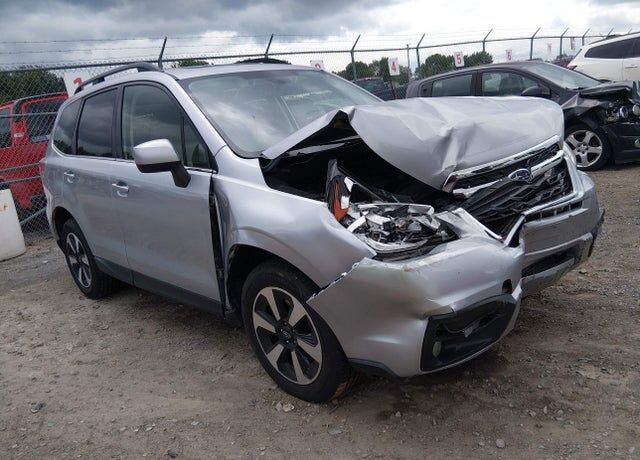 2018 SUBARU Forester