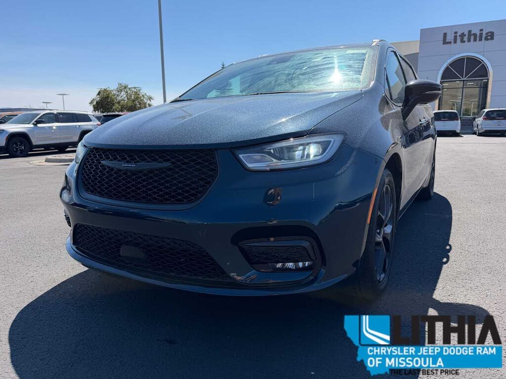 2025 CHRYSLER Pacifica