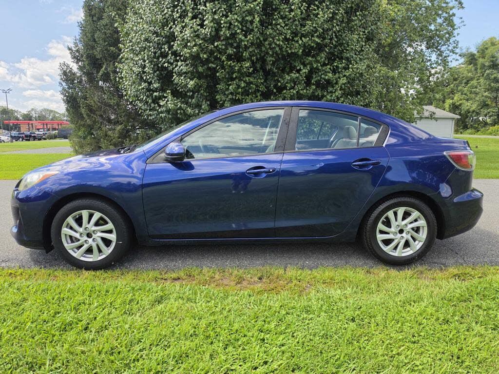 2012 MAZDA Mazda3