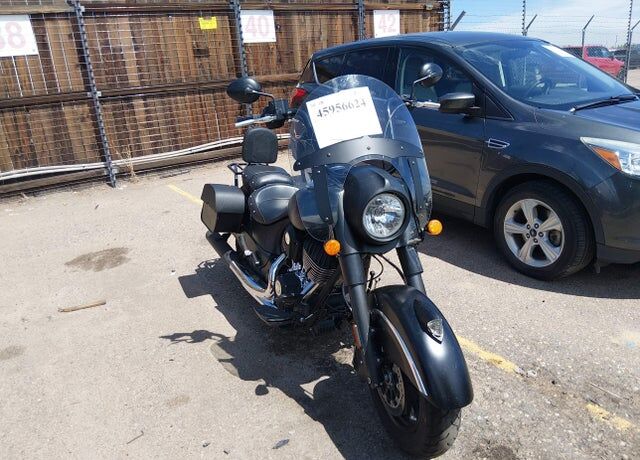 2016 INDIAN MOTORCYCLE Chief Dark Horse